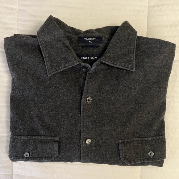 Mens nautica long sleeve flannel shirt. Size XL, dark grey, long sleeves. EUC - Picture 3 of 7